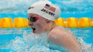 أبطال سباحة الأولمبياد يتصدرون البعثة الأمريكية لمونديال أبوظبي