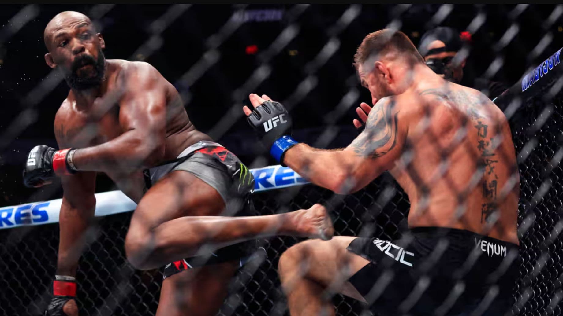 تشارلز أوليفيرا