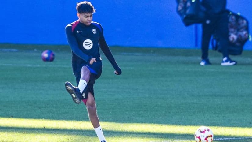 لامين يامال - برشلونة