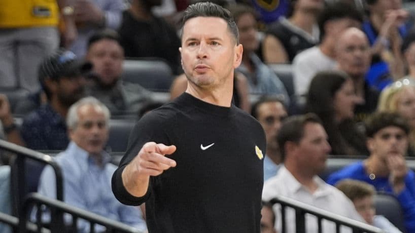 جيه جيه ريديك