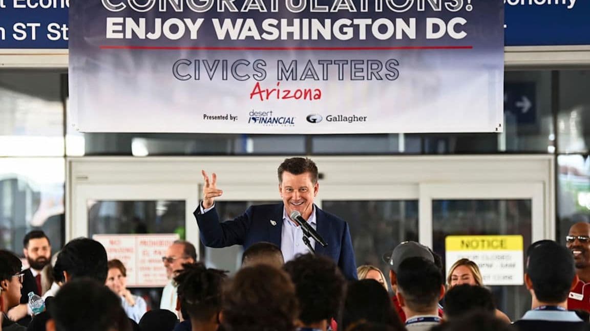 كاردينالز يرسلون 275 طالبًا إلى واشنطن ضمن رحلة Civics Matters