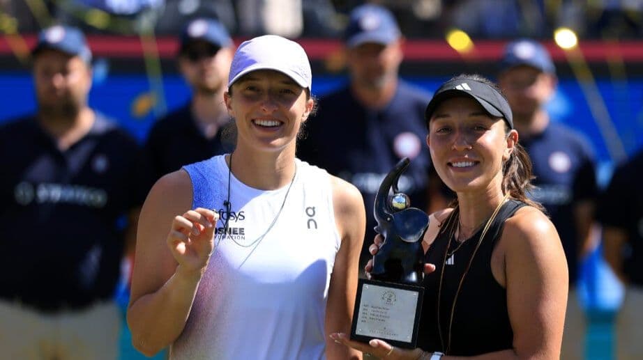 سابالينكا وبيجولا في هامبورغ