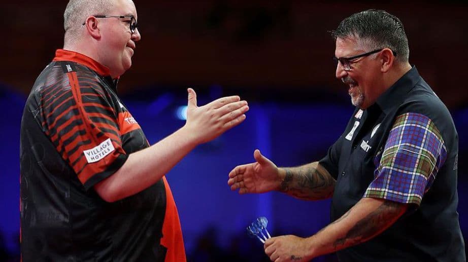 ستيفن بونتينج وغاري أندرسون 