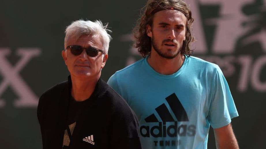 أبوستولوس تسيتسيباس وابنه ستيفانوس