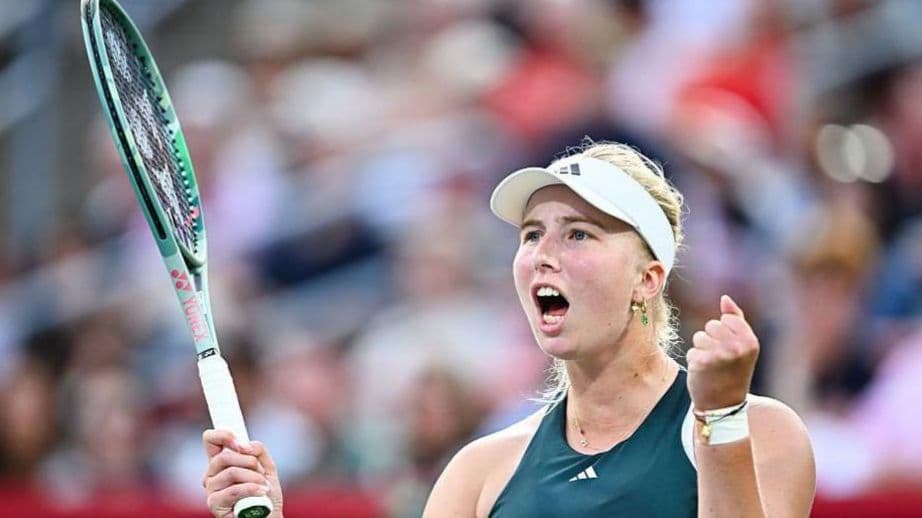 كلارا تاوسون