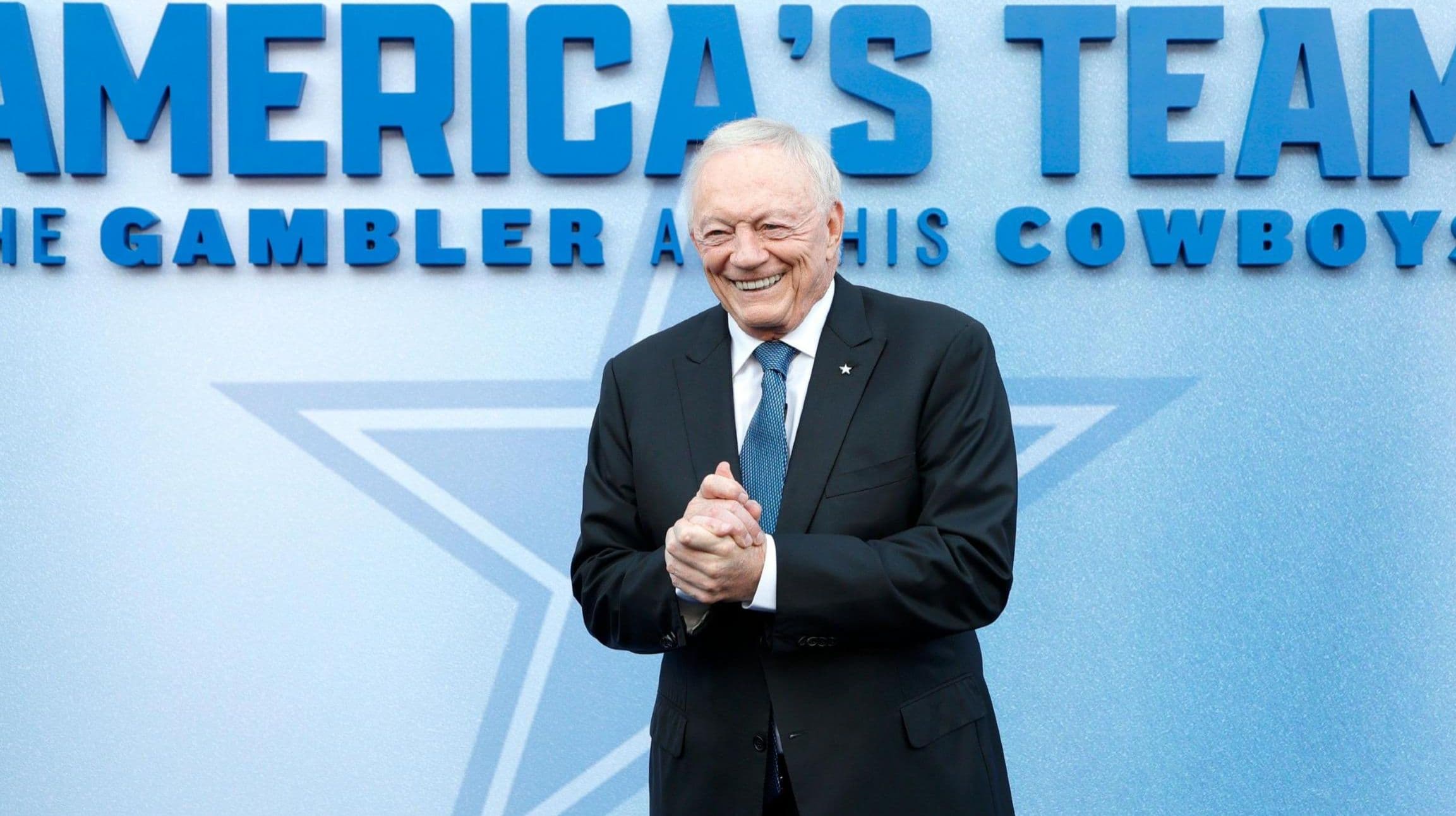 جيري جونز وفريق امريكا