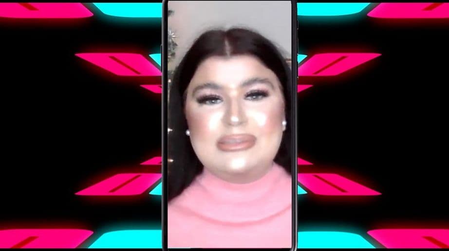 بوروسيا دورتموند يعتذر عن سخرية تيكتوك من تلعثم المرأة