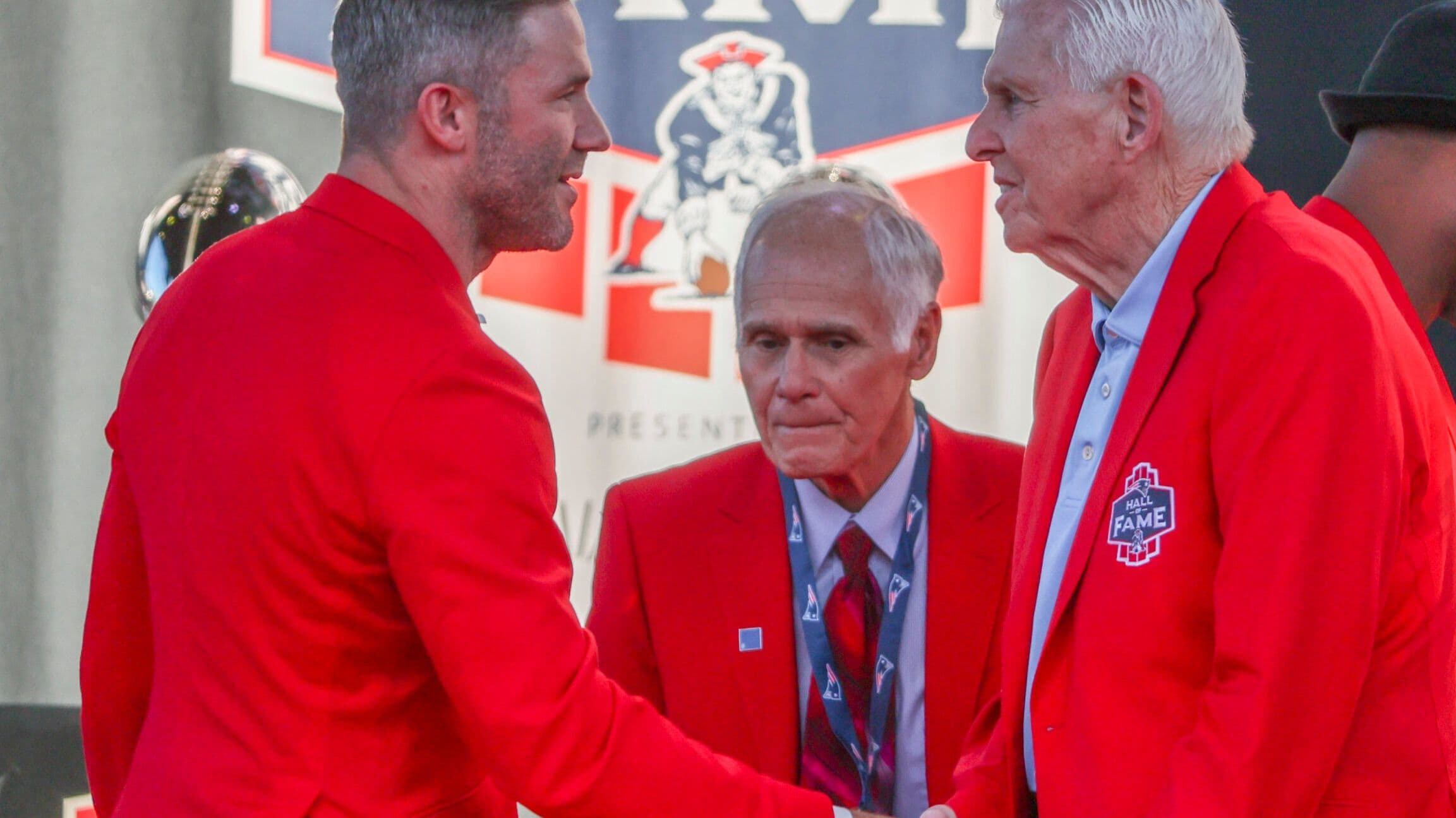 بيل بارسيلز وجوليان إيدلمان إلى قاعة مشاهير الباتريوتس