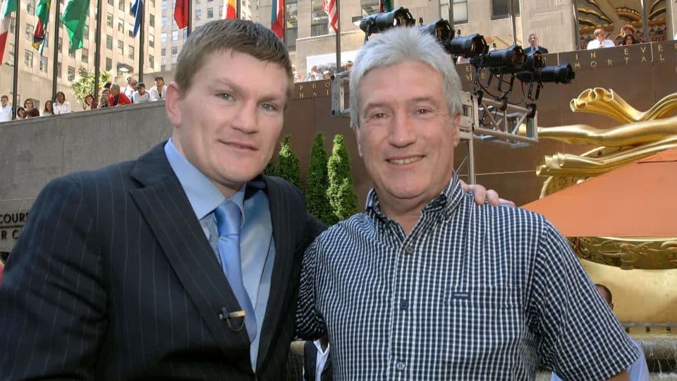 فيل تايلور - هاتون