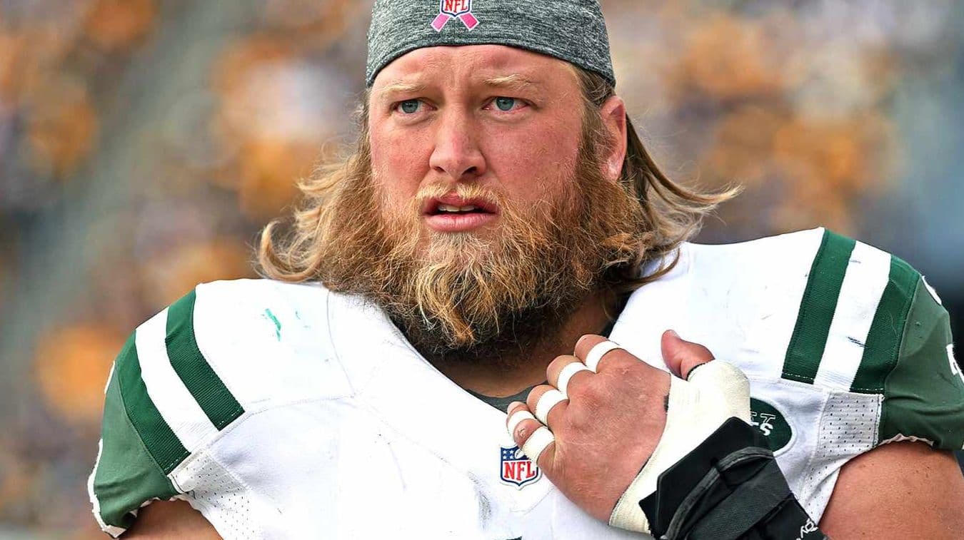 نيك مانجولد