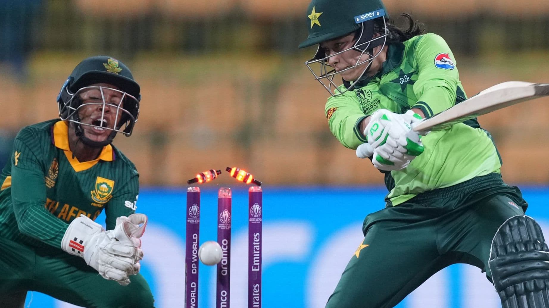 جنوب افريقيا وباكستان