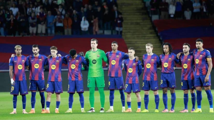 لاعبي برشلونة