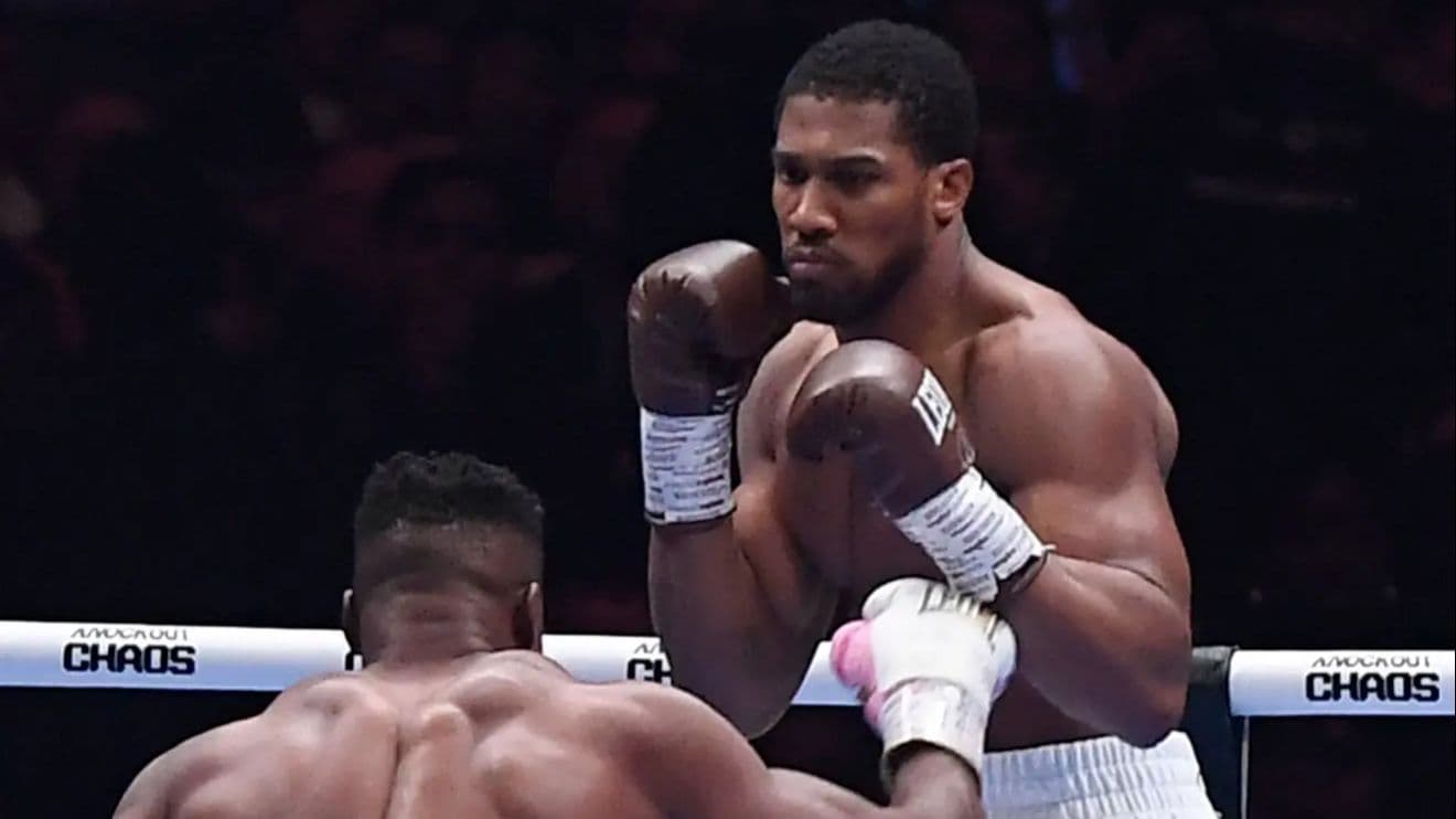 جيرفونتا ديفيس وجيك بول