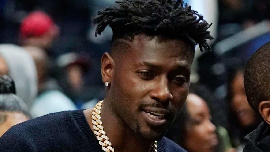 انطونيو براون