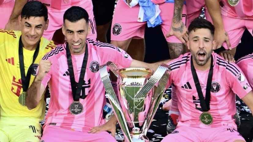 سيرجيو بوسكيتس وجوردي ألبا