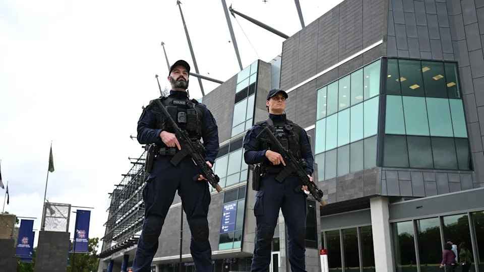 بنادق لحماية اشيز في سيدني