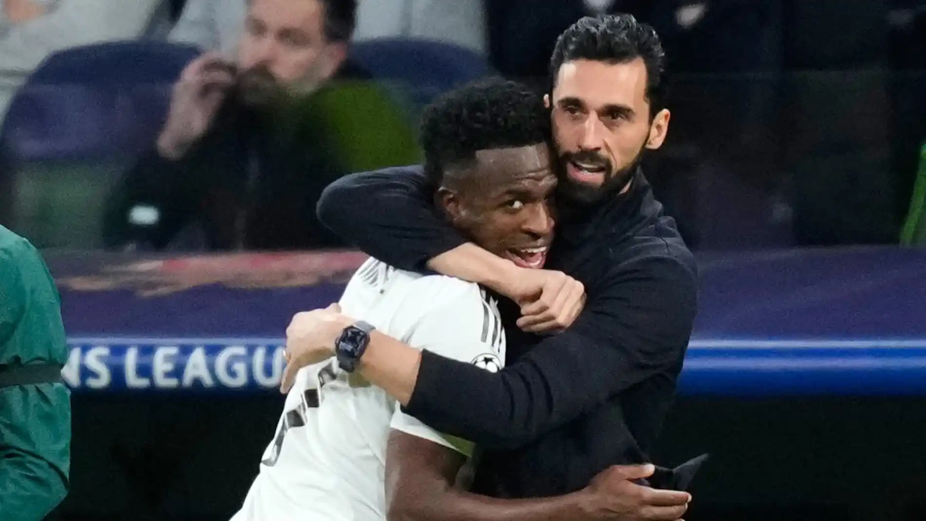 فينيسيوس و أربيلوا.