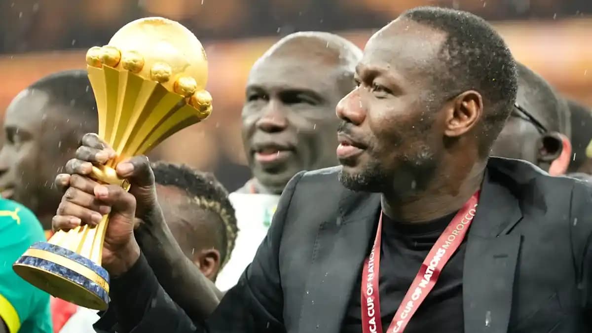 مدرب السنغال باب ثياو