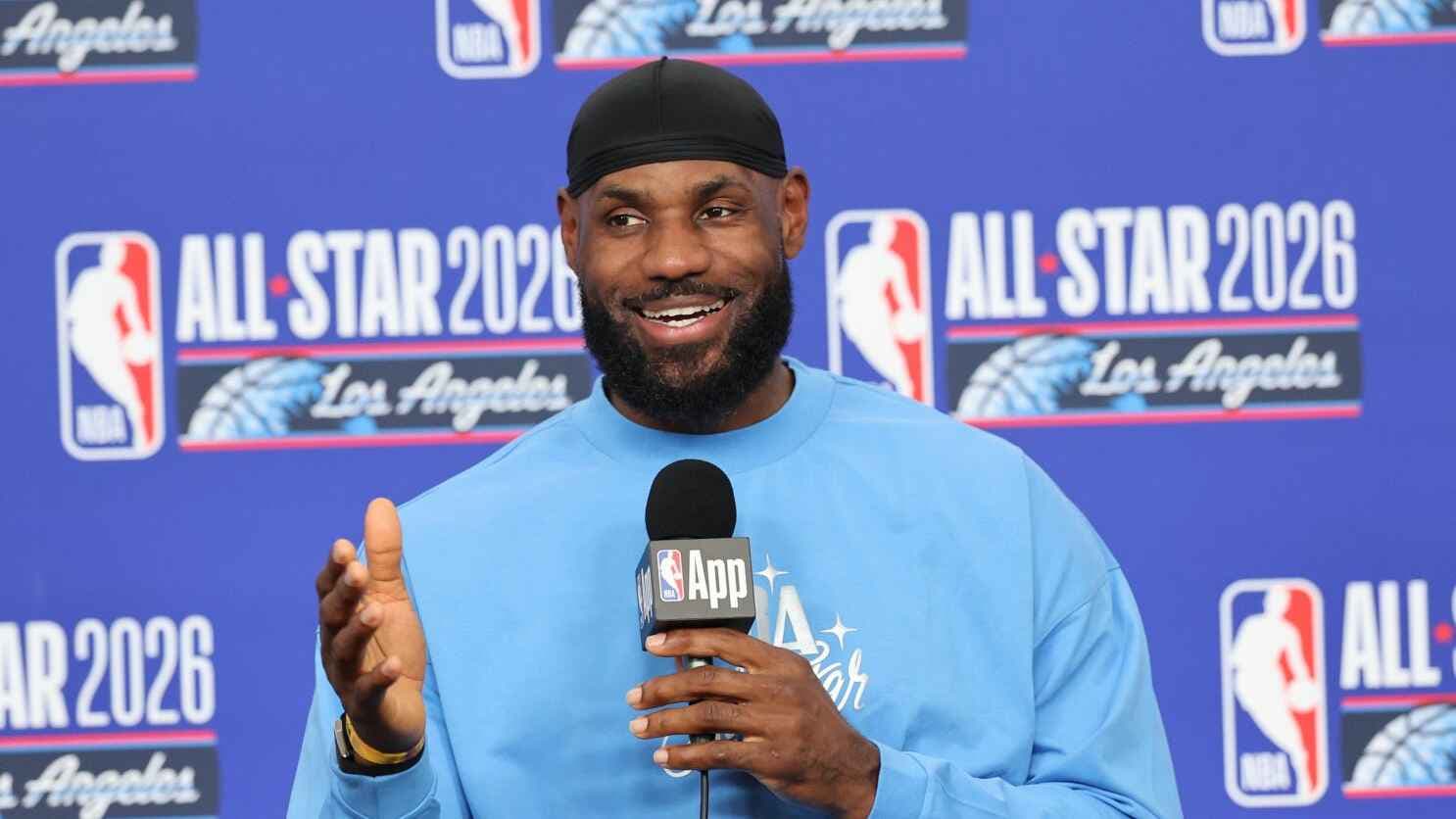 ليبرون جيمس