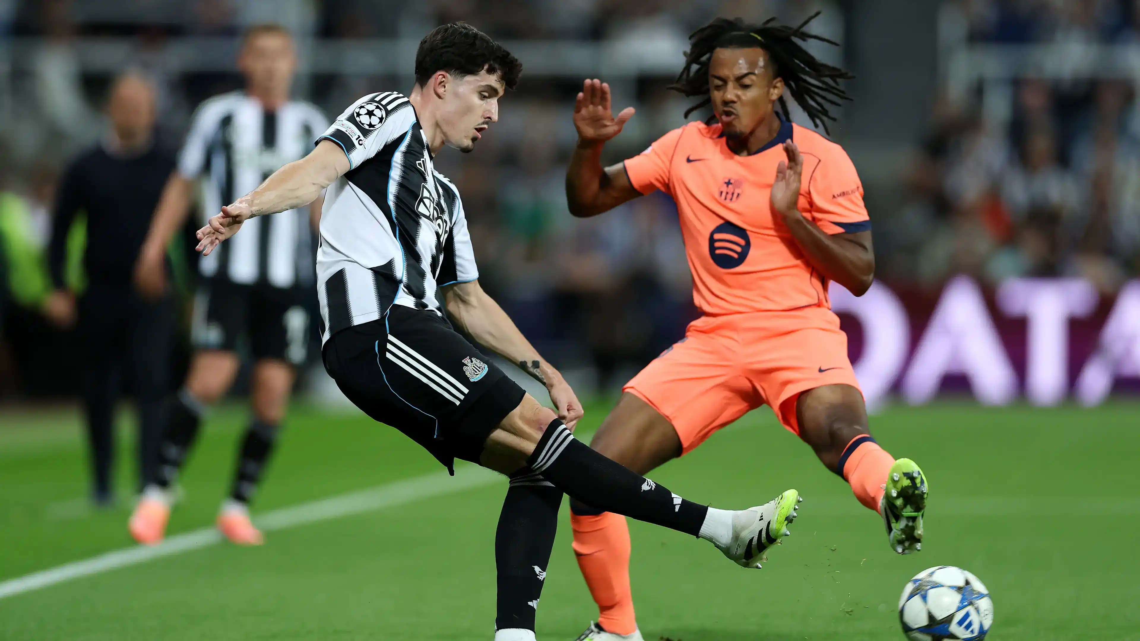 نيوكاسل، برشلونة