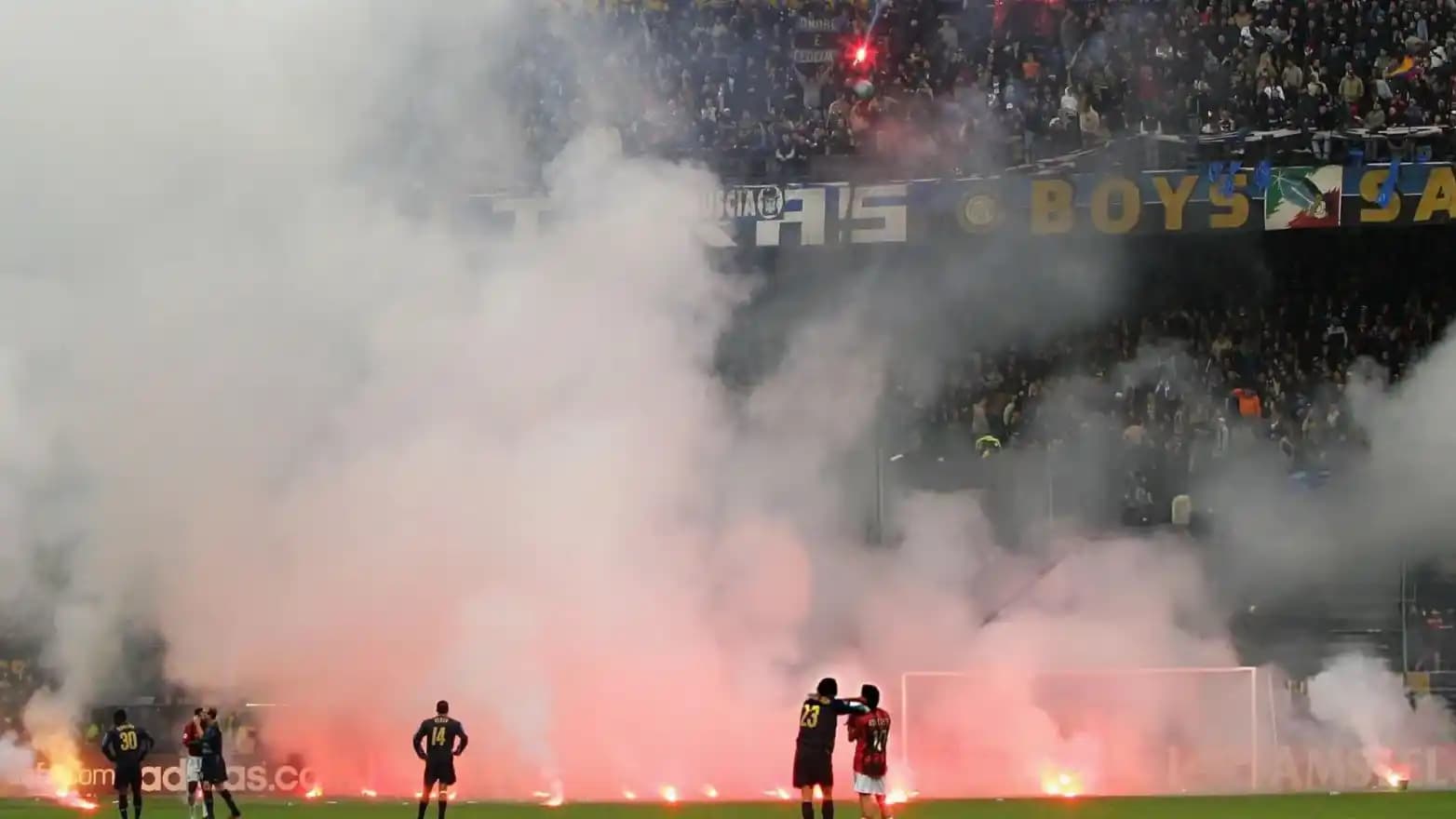 ديربي الغضب ملعب سان سيرو