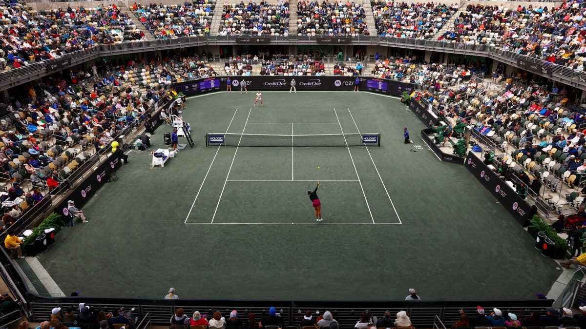 بطولة تشارلستون