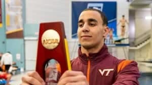 يوسف رمضان يحصد فضية