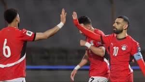 محمد صلاح يقود مصر للفوز على سيراليون في القاهرة