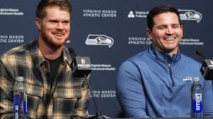 مايك ماكدونالد وسام دارنولد