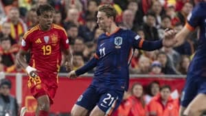 لامين - دي يونغ