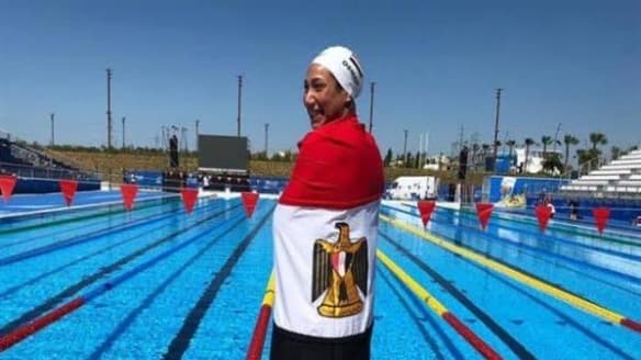 فريدة عثمان تتبرع