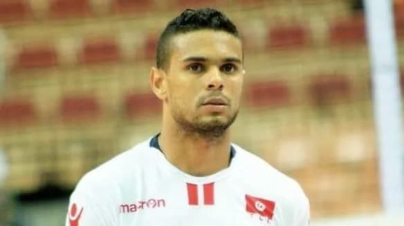 إيقاف نهائي لنجم الساحلي