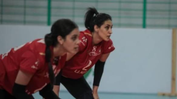 الأهلي يهزم الزهور