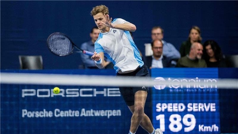 يانيك هانفمان