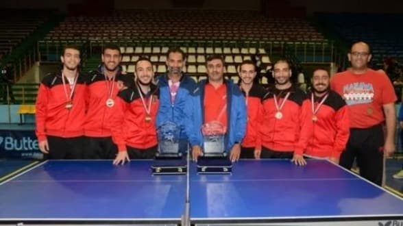 الأهلي يهزم السد