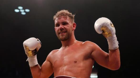 تأجيل مبارة الدفاع عن لقب الوزن المتوسط