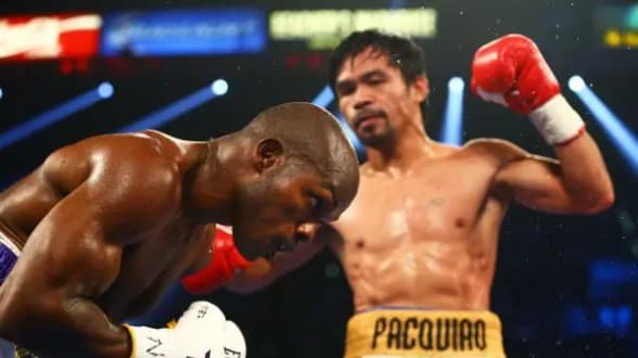 إشادة واسعة بباكياو بعد فوزه على برادلي