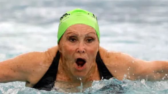 إليانا بوش ... تطارد الميداليات