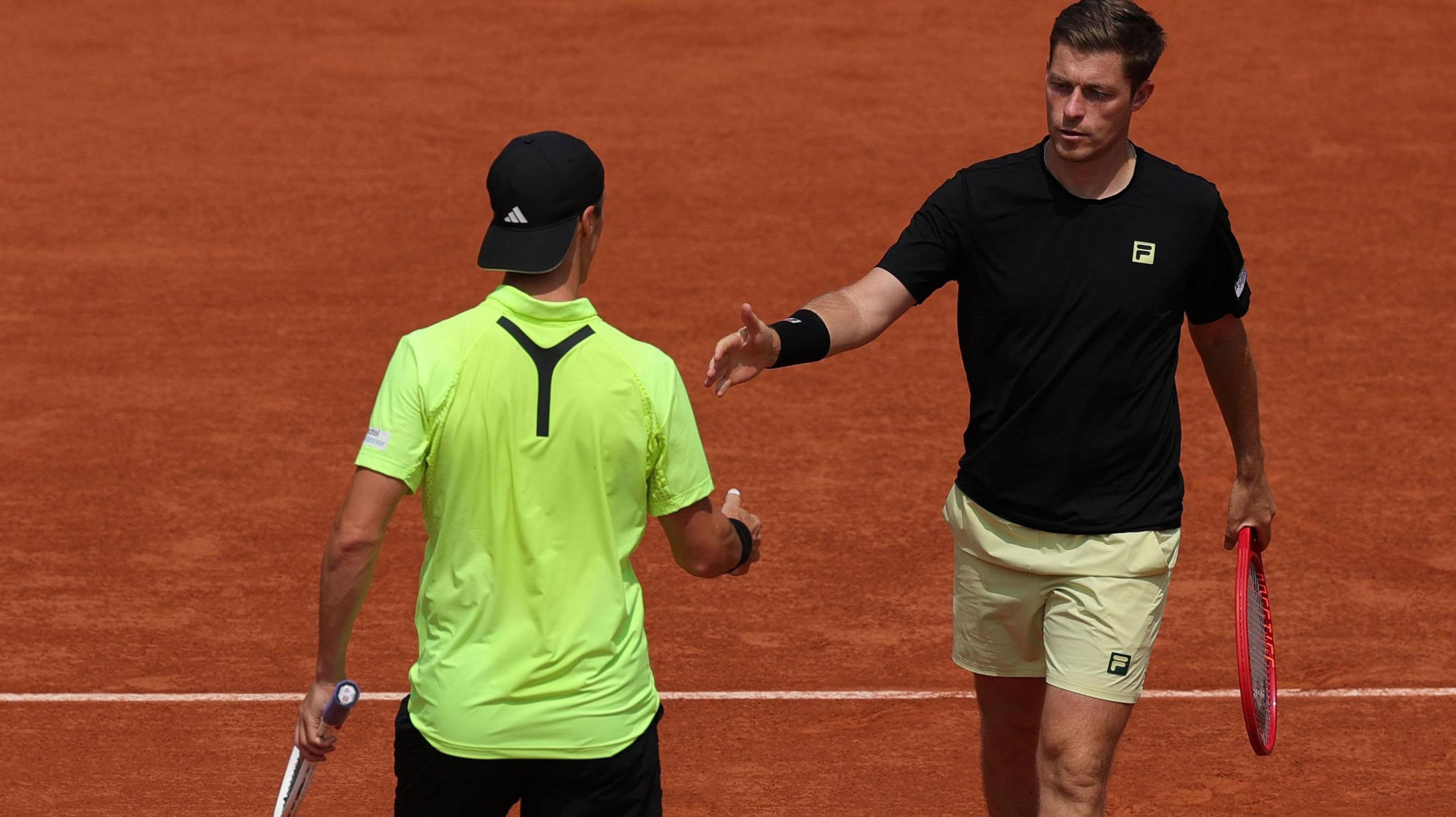 جو سالزبوري ونيل سكوبسكي