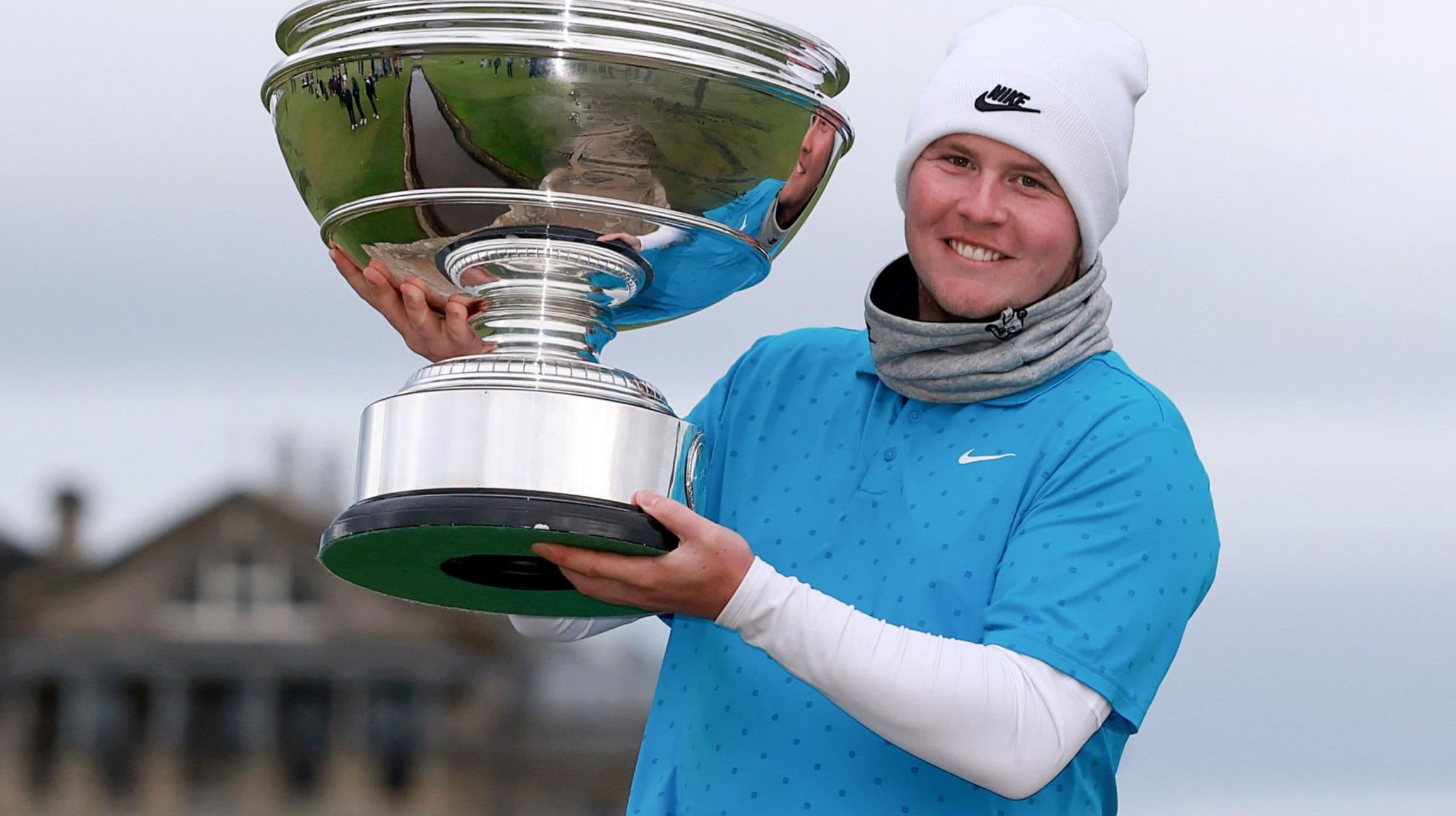 ماكنتاير يفوز بلقب بطولة دنهيل لينكس