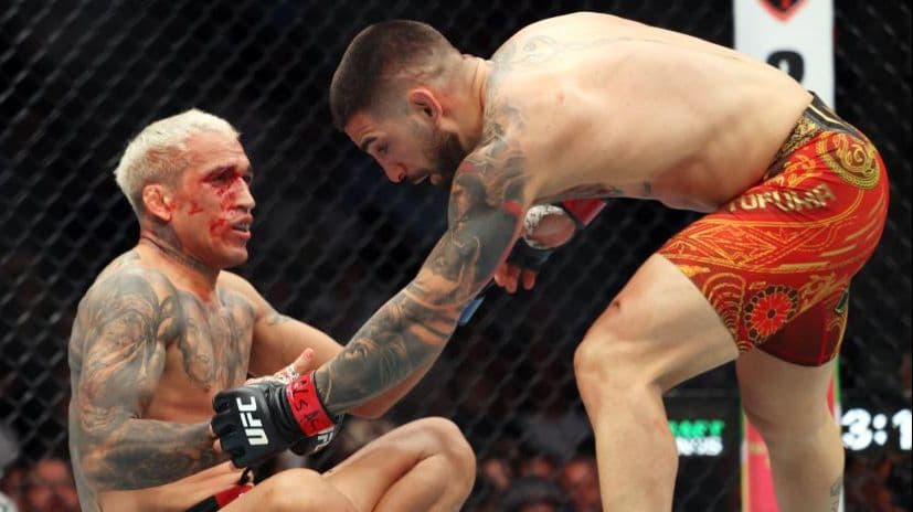 تشارلز أوليفيرا وإيليا توبوريا