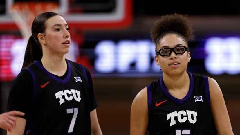 مارتا سواريز وأوليفيا مايلز